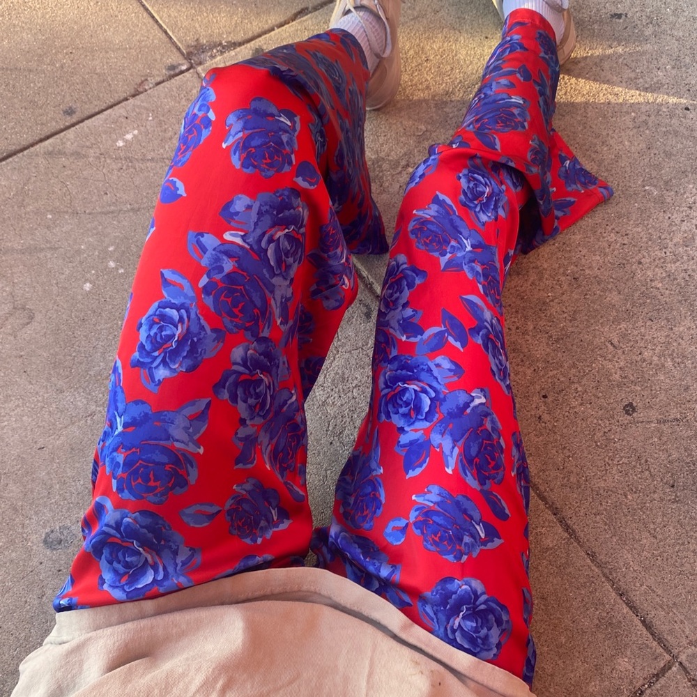 SATIN WIDE LEG ROSE PANTS - Picture 9 of 9